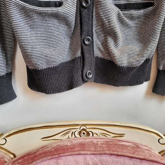 Vintage Levi's Cardigan - Picture 6 of 11